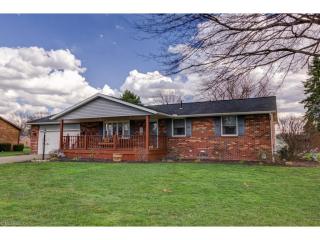 5288 Oakridge Dr, Fairhope, OH 44641-8838
