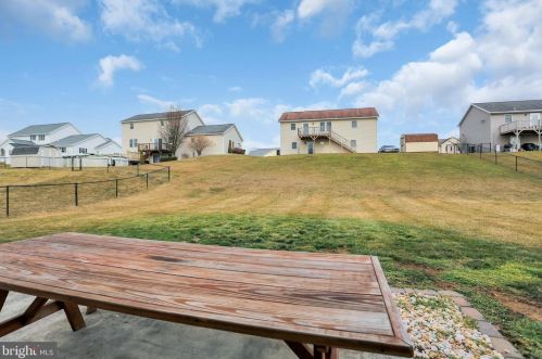 60 Independence Dr, Lees Cross Roads PA  17257-8225 exterior