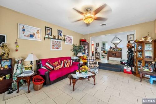 282 Rossiter Ave, Paterson NJ  07502-1317 exterior