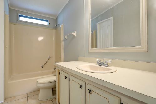 8471 Schefflera Ct, Fort Pierce FL  34952-3377 exterior