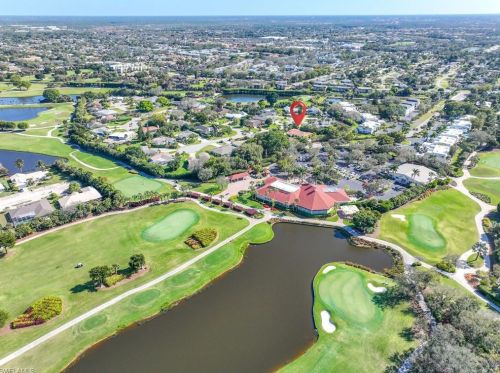 300 Country Clb Dr, Naples FL 34110-1144 exterior