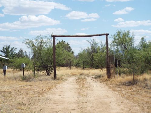 37 Apache Way, Cochise, AZ 85606-8519