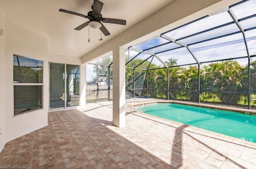 1823 6th Ave, Cape Coral FL  33909-9216 exterior