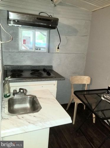 727 Cherry St, Norristown PA 19401-3926 exterior