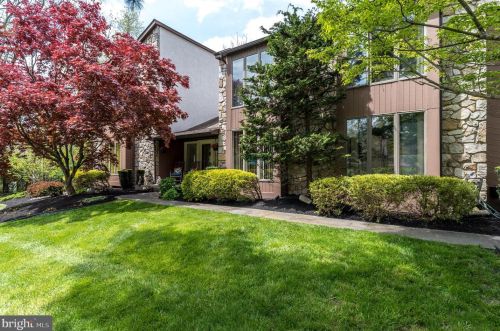 1004 Stonebridge Rd, Prospectville, PA 19002-2034