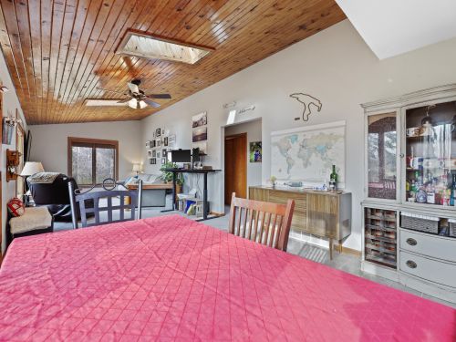 9106 Wescott Rd, Kewaskum WI  53040-9716 exterior