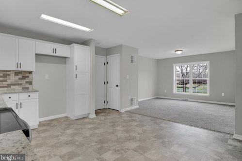 60 Cold Springs Rd, Carlisle PA 17015-9113 exterior