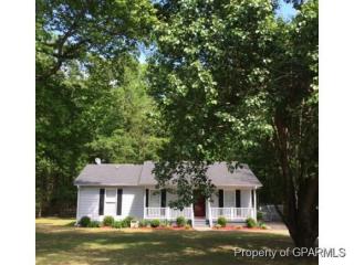 2942 Birdsong Cir, Grimesland, NC 27837-9525