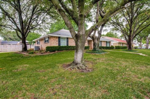 6129 Walla Ave, Fort Worth, TX 76133-3541