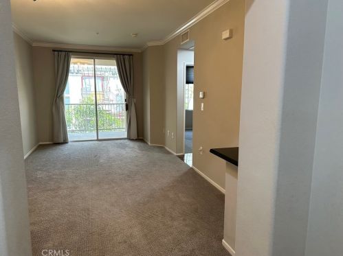3420 Watermarke Pl, Irvine, CA 92612-5619