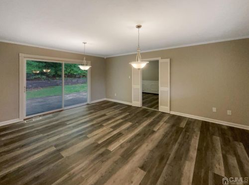 21 Morningside Dr, Old Bridge NJ  08857-2713 exterior