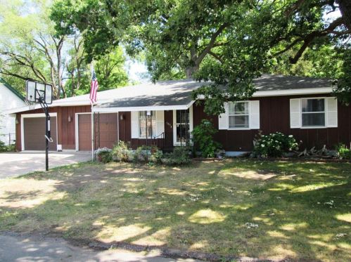 305 7th Ave, East Farmington, WI 54020-8024