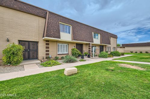 5071 Granite Reef Rd, Scottsdale, AZ 85250-7449