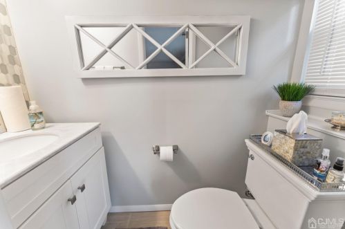 38 Rockhill Rd, Old Bridge NJ  08857-2418 exterior