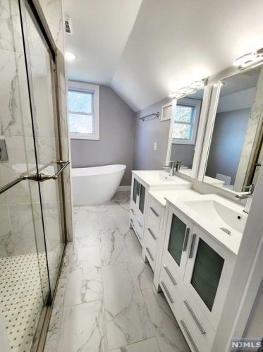 12 Lohmann Pl, Dumont NJ  07628-1520 exterior