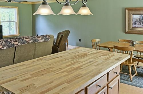 36 Pidgeon Hill Rd, Wantage NJ  07461-2729 exterior