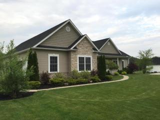 144 Connemara Dr, Granville, OH 43023-8042