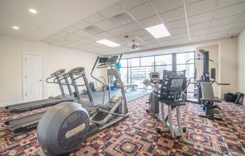 606 Wisconsin Ave, Milwaukee WI 53202-4600 exterior