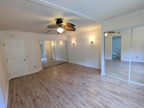 2336 Fallingleaf Rd, Oceanside CA  92056-3532 exterior