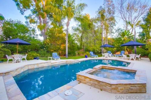 18728 Bernardo Trails Dr, San Diego, CA 92128-1113