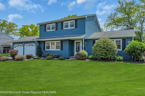 21 Harmony Ln, Bricktown, NJ 08724-4347