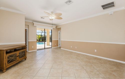 3678 Treasure Cove Cir, Naples, FL 34114-3983