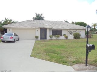 354 Hidden Valley Dr, Naples, FL 34113-7622