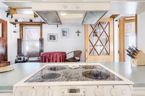 4100 Pearl St, Englewood CO 80113-6913 exterior