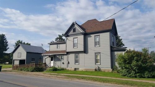 19 Trout Lake St, South Edwards, NY 13635-3102