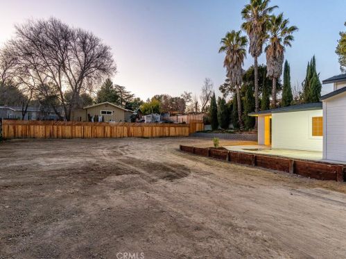 143 Vine St, Lake Nacimiento CA  93446-3736 exterior