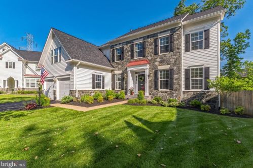 15575 Kelley Farm Ct, Woodbridge VA  22193-5784 exterior
