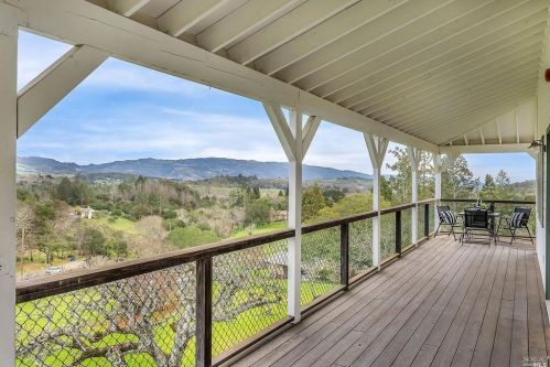 2151 Schultz Rd, Santa Rosa CA  95452-9073 exterior