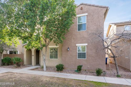 1614 Chatsworth, Mesa, AZ 85209-7777