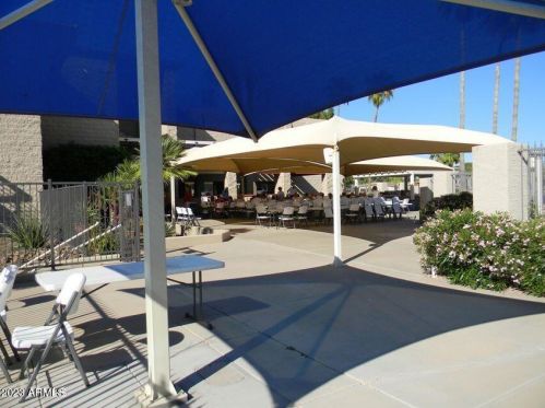 1935 Torrey Pne Ln, Chandler AZ  85249-3876 exterior