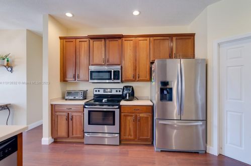 4249 Kazan St, Fort Pierce, FL 34953-7247