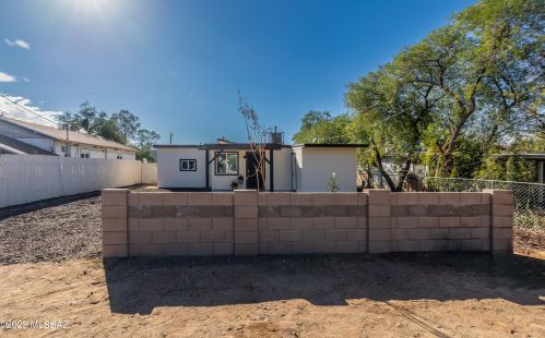 3723 Estrella Ln, Tucson AZ  85705-3307 exterior
