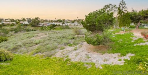 2944 Mobley St, San Diego CA 92123-3038 exterior