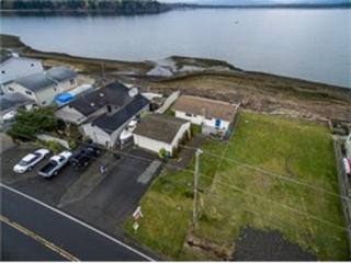 4182 Salt Spring Dr, Ferndale, WA 98248-9017
