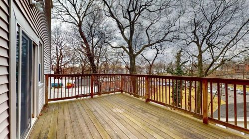 29 Lexington Ave, Waterbury CT  06710-1435 exterior