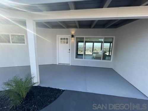 1110 Monterey Dr, El Cajon CA  92020-6718 exterior