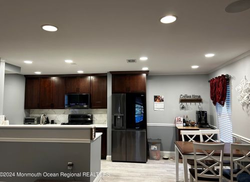 81 Azalea Cir, Jackson Twp NJ  08527-2556 exterior