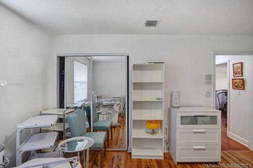1885 139 Ter, Hollywood FL  33028-2837 exterior