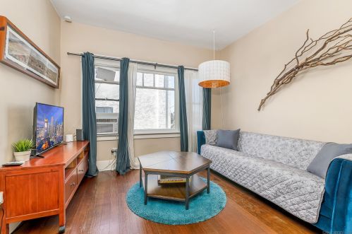 2129 B St, San Diego CA 92102-1848 exterior