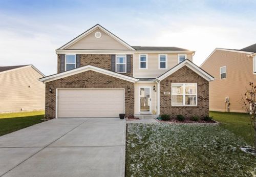 6037 Edgemont Way, Shelbyville, KY 40065-6323