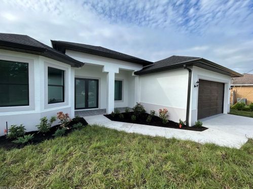 4182 22nd Ave, Naples FL  34120-8957 exterior