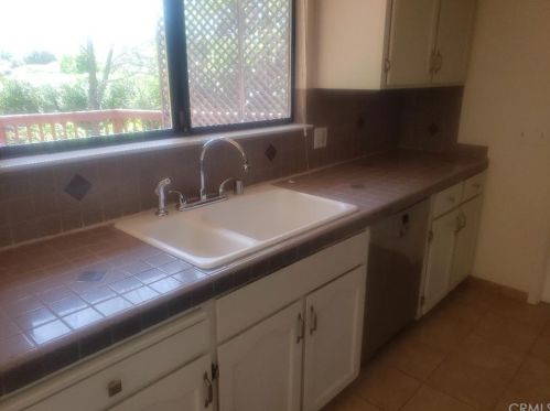 18670 Maple Leaf Ct, Middletown CA  95467-8528 exterior