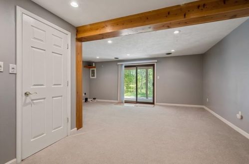 3144 Laurel Ridge Cir, Bridgeville PA  15017-1655 exterior