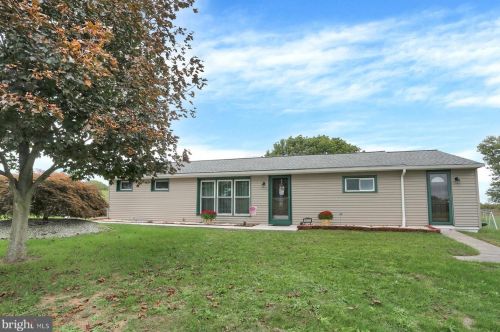 1577 Mcclures Gap Rd, Carlisle PA 17015-8914 exterior