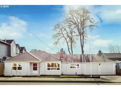 565 Gloucester St, Gladstone, OR