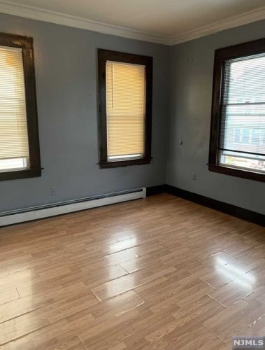 89 Allen St, Irvington NJ  07111-1683 exterior